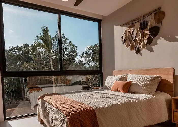 With Private Plunge Pool And Rooftop Apartamento